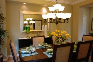 Elegant Chandelier in Warm Dining Room